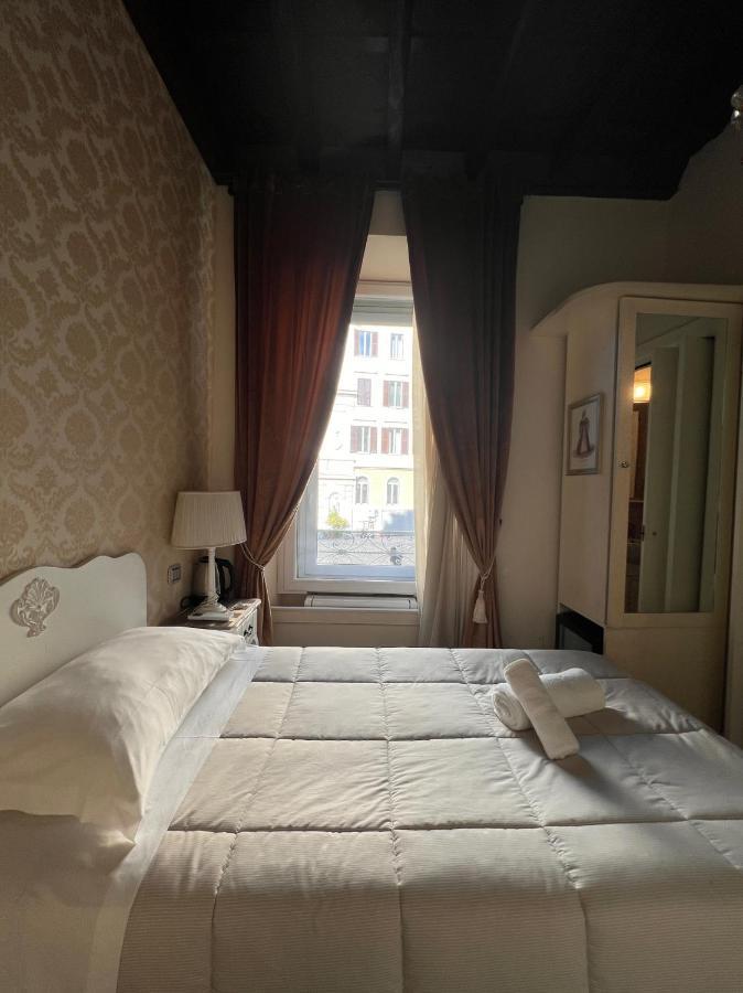 Piazzetta De' Monti Suites ローマ エクステリア 写真