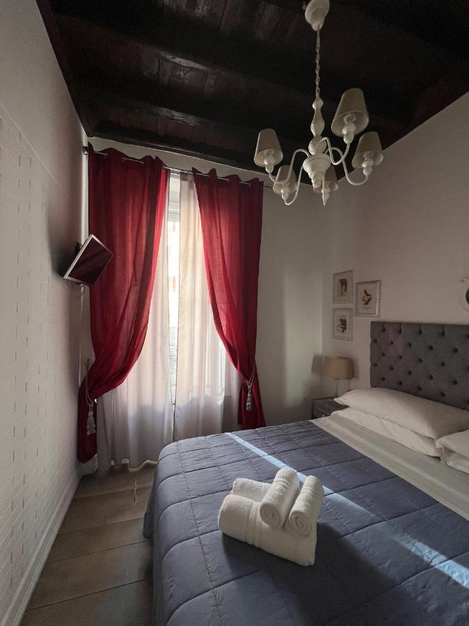 Piazzetta De' Monti Suites ローマ エクステリア 写真