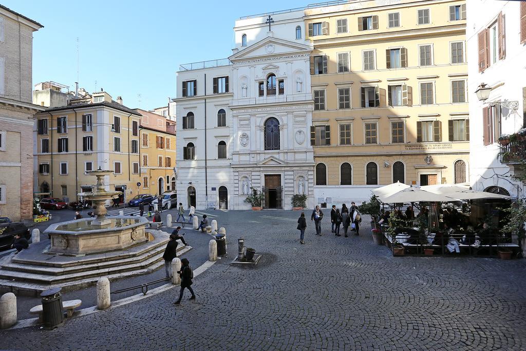 Piazzetta De' Monti Suites ローマ エクステリア 写真