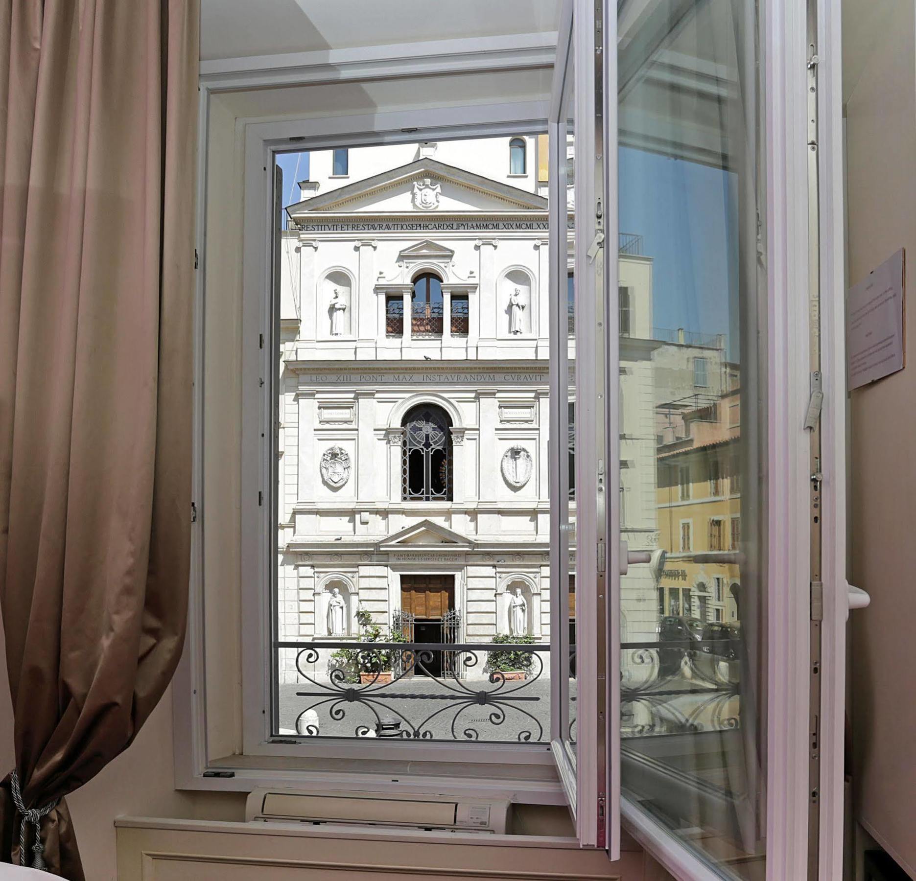Piazzetta De' Monti Suites ローマ エクステリア 写真